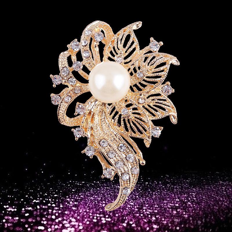 Luxury Fashion Elegant Faux Pearl Flower Brooches Pins For WomenGirls Gorgeous Decor Wedding Banquet Garment Ornament Gifts