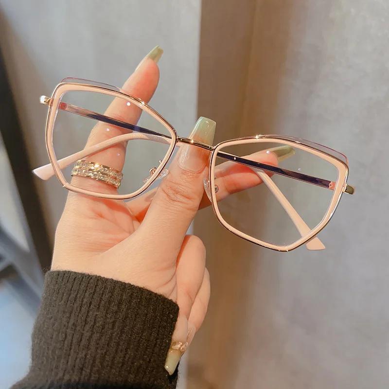 Anti-Blue Light Women Cat Eye Eyewear Luxury Metal Frame Oversized Optical Spectacle Eyeglasses Female Vintage Glasses