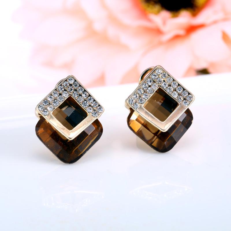 Korean Crystal Rhombus Stud Earrings: Stylish and Versatile Women's Jewelry
