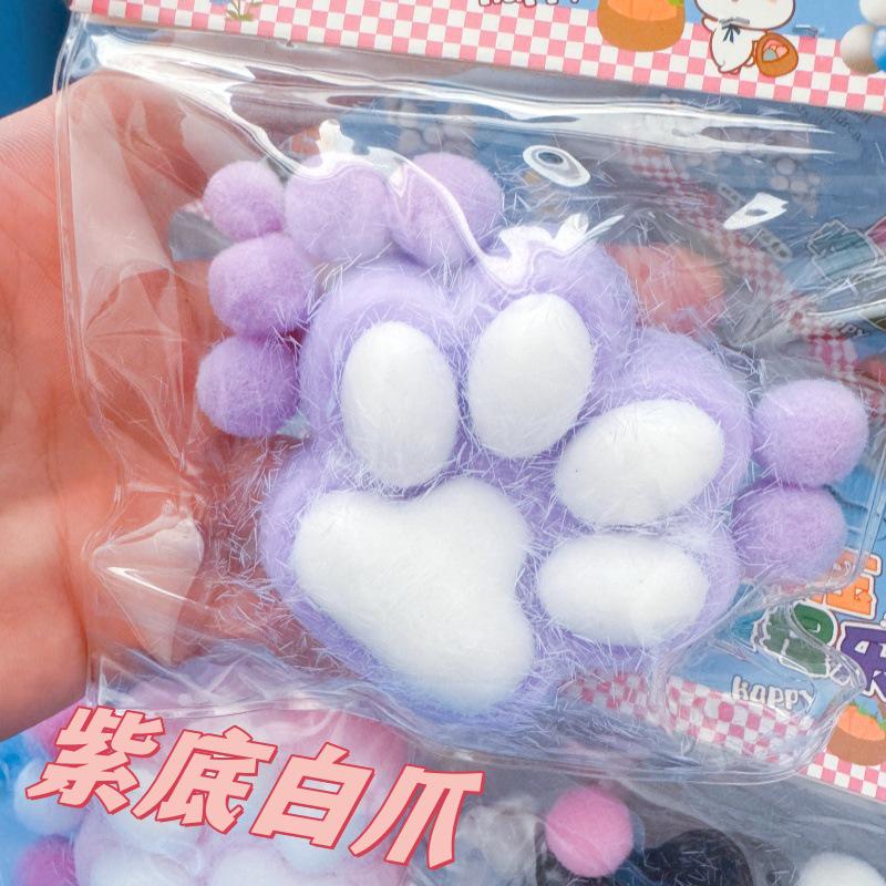 Медленный отскок плюшевой кошачьей лапы декомпрессионная игрушка симуляция