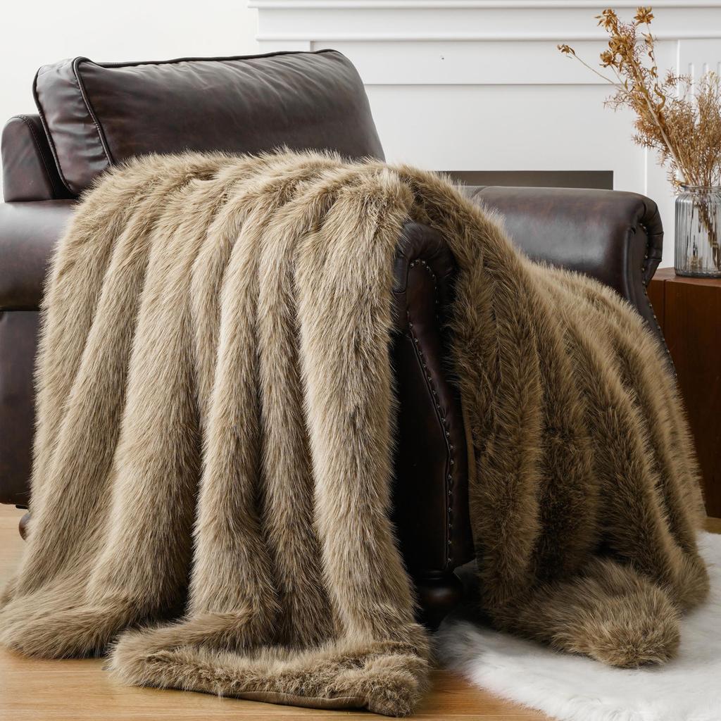 Battilo Fluffy Soft Blankets Luxury Fur Blanket for Bed Sofa Mink Faux Fur Throw and Blankets Large Warm Blanket for Home Decor