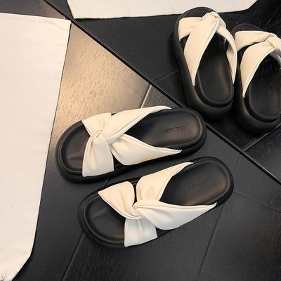 Женские тапочки новые с перекрестными ремешками, повседневные пляжные тапочки на толстой подошве, крутые женские летние тапочки для ношения с юбками