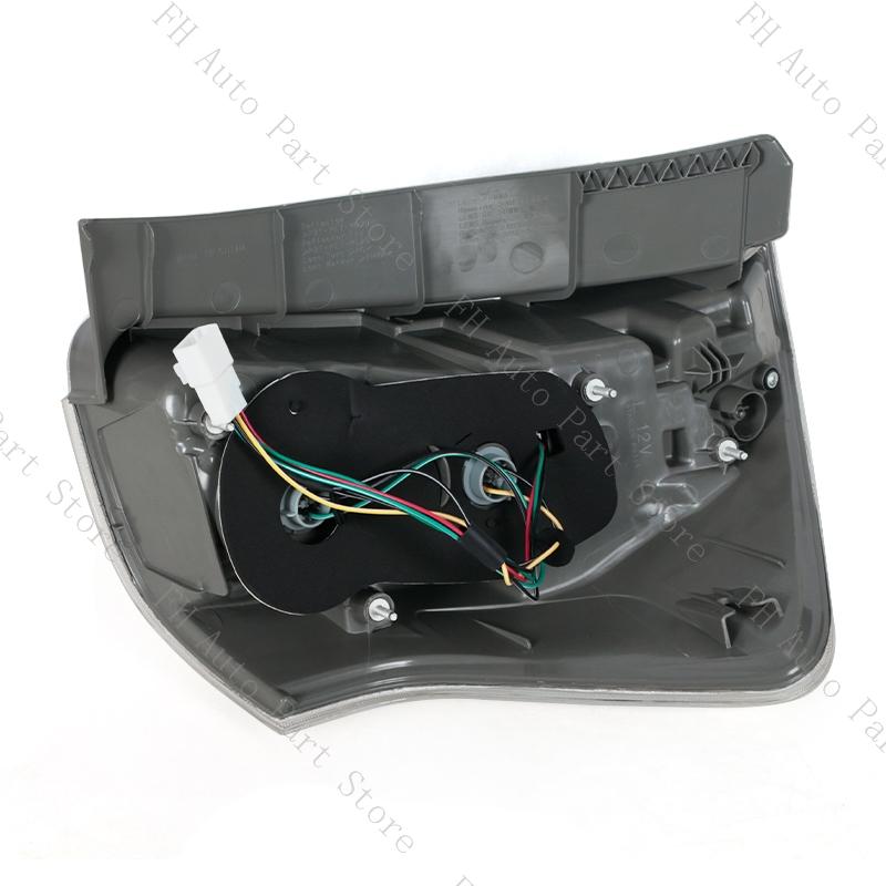 Задний фонарь Задний фонарь Для Toyota Prius Alpha 2012 2013 2014 Автомобильный задний бампер Задний фонарь Стоп-сигнал Задний ход 81560-47140