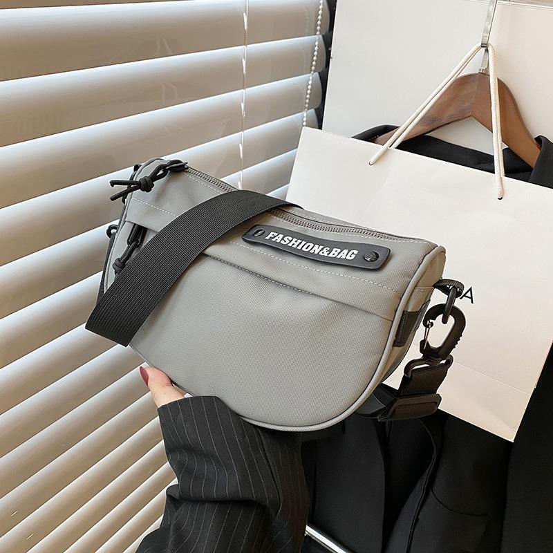 Женский универсальный повседневный рюкзак для покупок, мобильного телефона, на одно плечо, модная нейлоновая пленка, водонепроницаемая сумка через плечо, корейская версия, модная