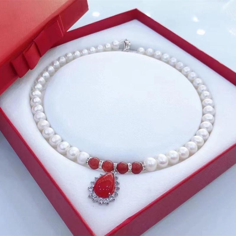 Подарок дня матери: Женское ожерелье-чокер на ключицу с подвеской из натурального жемчуга Сика и агата