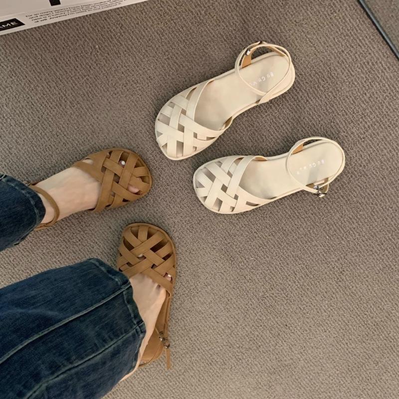 Сандалии женские 2024 новые летние модные французские мягкие кожаные плетеные плоские повседневные ретро-туфли Baotou Casual Sandalias De Mujer