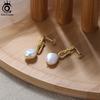 ORSA JEWELS Отобранные серьги с жемчугом барокко из стерлингового серебра 925 пробы Винтажные серьги-подвески с жемчугом 14K золотом Ювелирные изделия для женщин GPE54