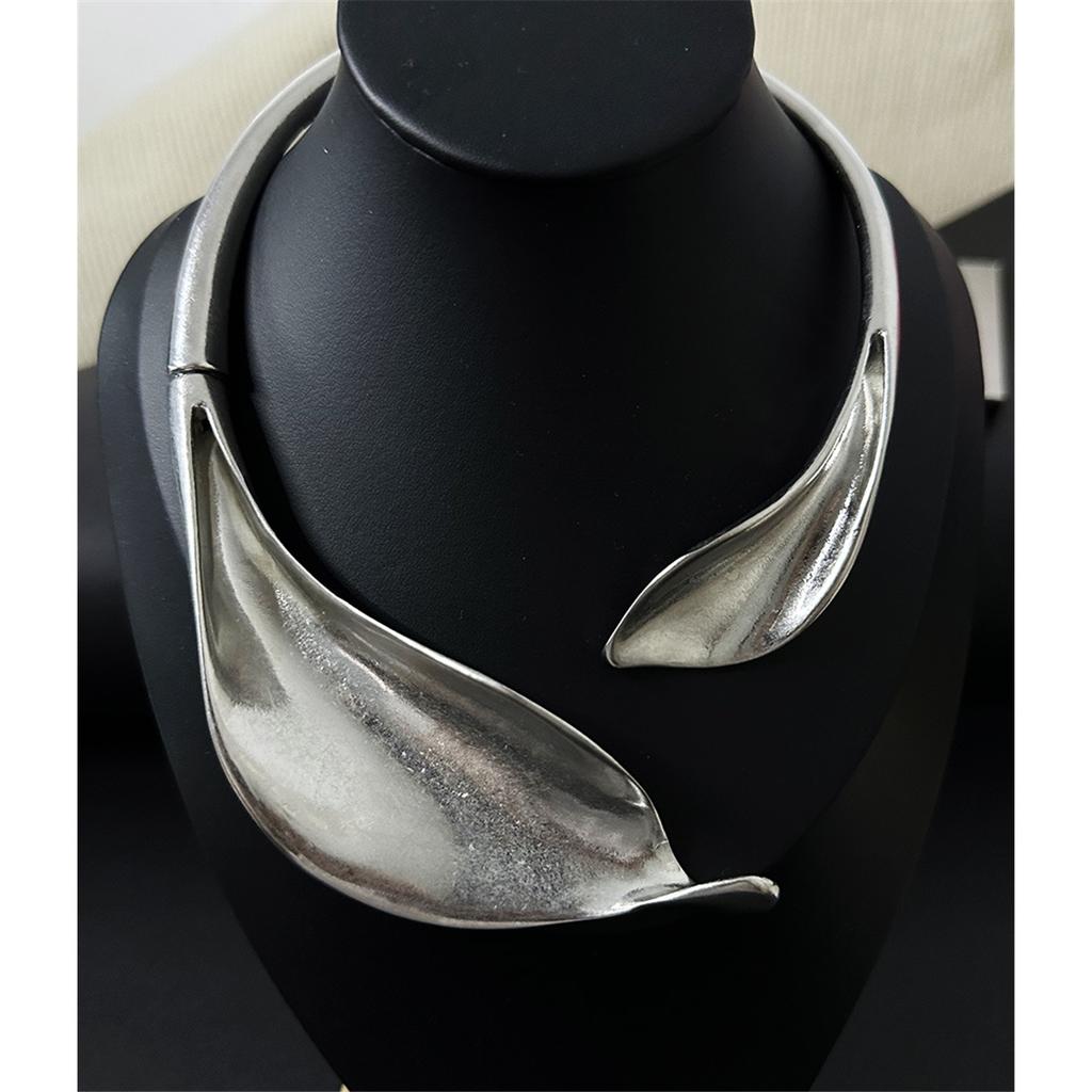 Tooxika Летнее Новое Нишевое Персонализированное Золотое Ожерелье-Воротник с Листьями и Цветами, Преувеличенное Фанковое Ожерелье Открытого Типа с Высоким Чувством