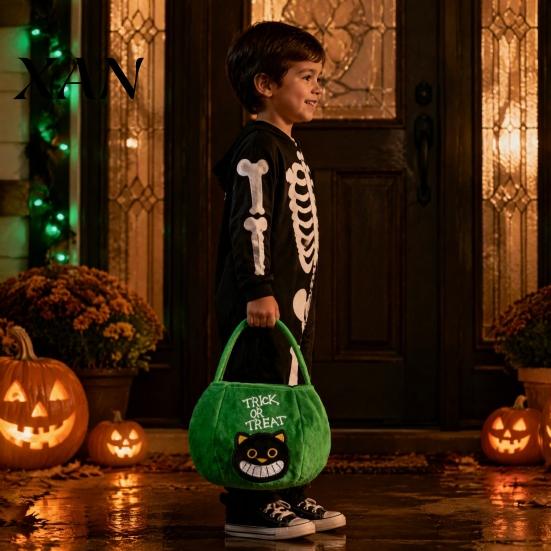 Cute Holiday Gift Bags Halloween Pumpkin Candy Bag, Cartoon Velvet Plush Treat Tote for Storage Kids, Reusable Trick or Handbag, Party Favor