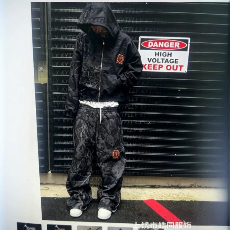 Свободный комплект худи и брюк в стиле Y2K Streetwear с контрастным камуфляжным принтом для подростков