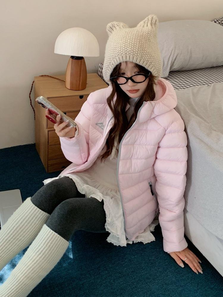 Large size cotton-padded clothes for women's winter new light and thin hooded small cotton-padded jackets, loose fashion warm cotton-padded jackets
