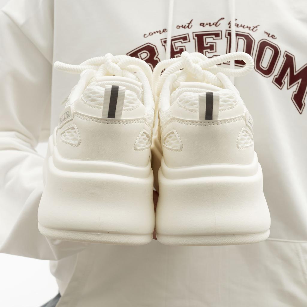 Thick-soled low-top white shoes, seasonal thick-mesh breathable design, casual sports shoes