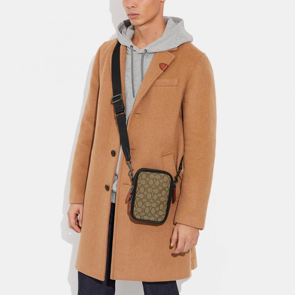 Coach Сумка через плечо Stanton из фирменного жаккарда серебристого цвета, угольно-черного цвета