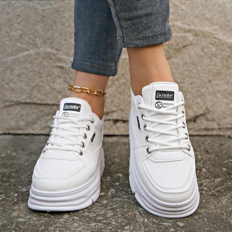 2024 Горячая Распродажа Универсальные Спортивные Туфли на Толстой Подошве Женская Мода Повседневные Женские Туфли на Мягкой Подошве Весенне-Осенняя Мода