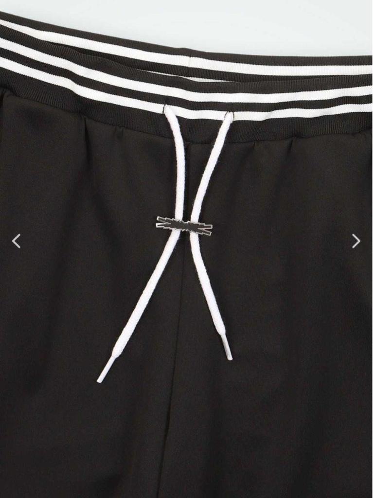 [Б/У] Спортивные штаны LE SSERAFIM HYPEDROP, размер L