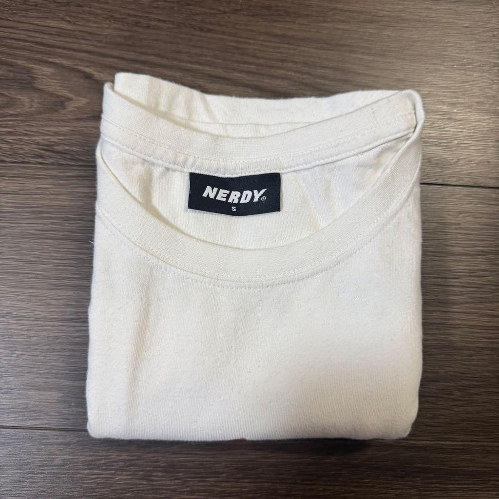 [USED] Nerdy T-shirt T-shirt Worn by SEVENTEEN Wonwoo