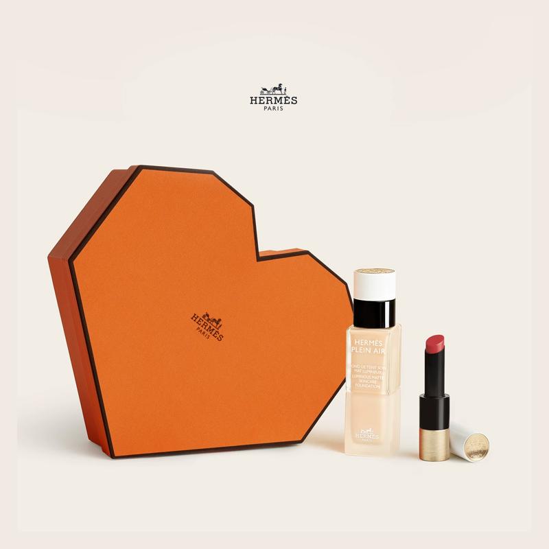 Hermes Подарочный набор косметики imited Natural 54560007 - Набор из двух предметов: #05C Жидкая тональная основа Yingze Soft Light 33 мл + #21 Шёлковая кристально чистая помада 3 г
