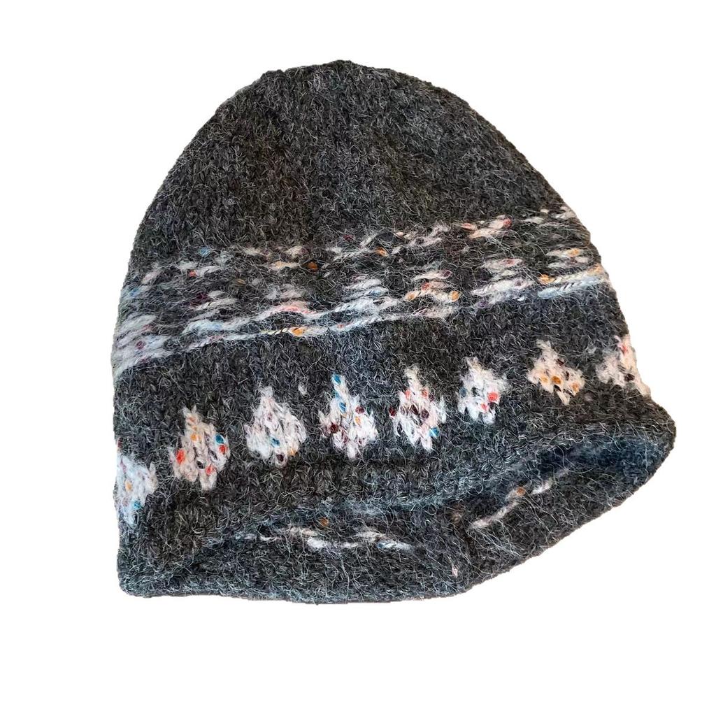 Fair Island retro curled jacquard knitted wool hat women's winter warm face small bag hat big head circumference cold hat