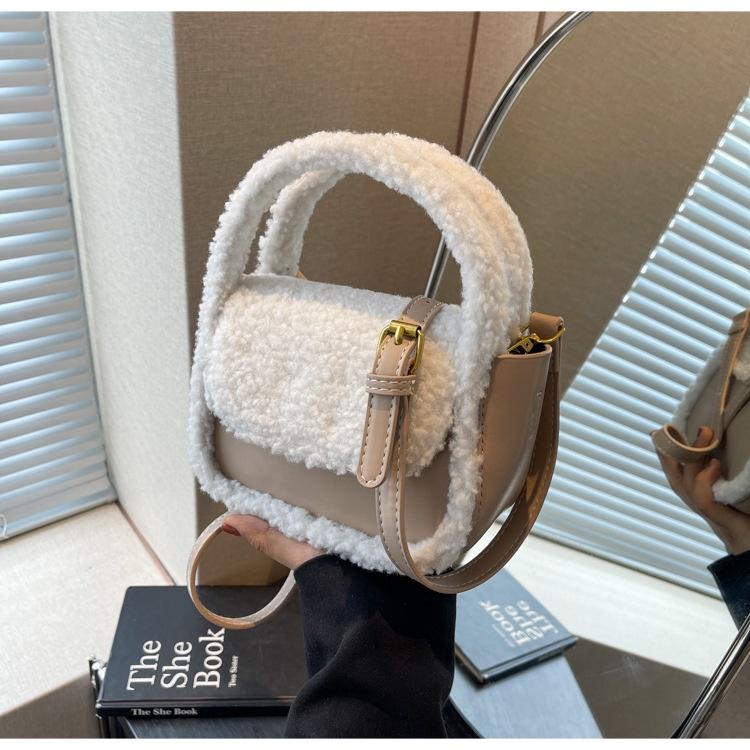 IELGY Нишевая популярная сумка Mao Mao сращивания портативная маленькая квадратная сумка, модная универсальная сумка через плечо