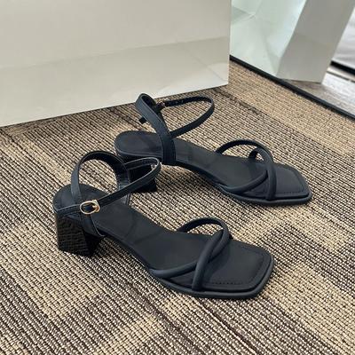 Женские сандалии Элегантный дизайн 5 см Сандалии на высоком каблуке Летние сандалии с открытым носком на высоком каблуке для женщин Квадратный носок Римские сандалии