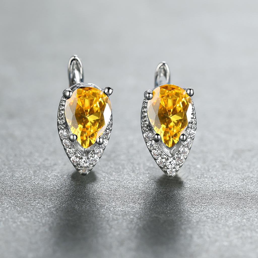 2022 New Geometric Teardrop Cut Green Stone Earrings Temperament Long Drop Trendy Female Earrings