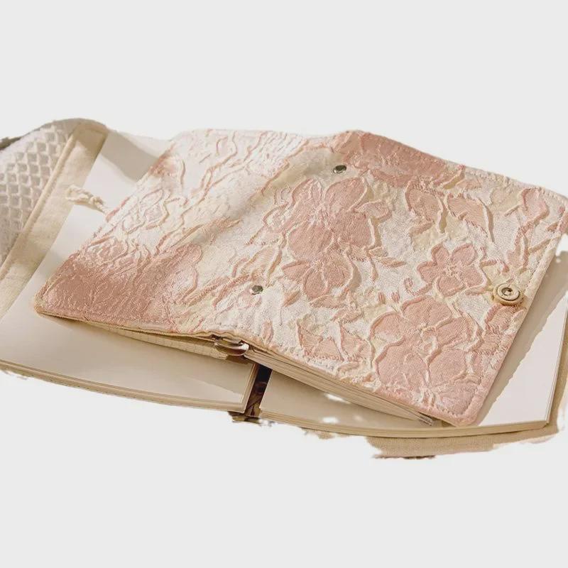 Творческий отрывной литературный дневник формата А5/А6 и милый блокнот с граффити