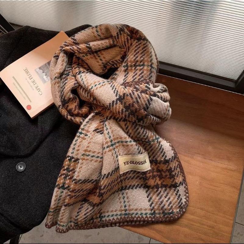Autumn and Winter Warm British Christmas Plaid Red Scarf Men and Women Couples Enlarged Shawl Scarf Imitation Cashmere Scarf