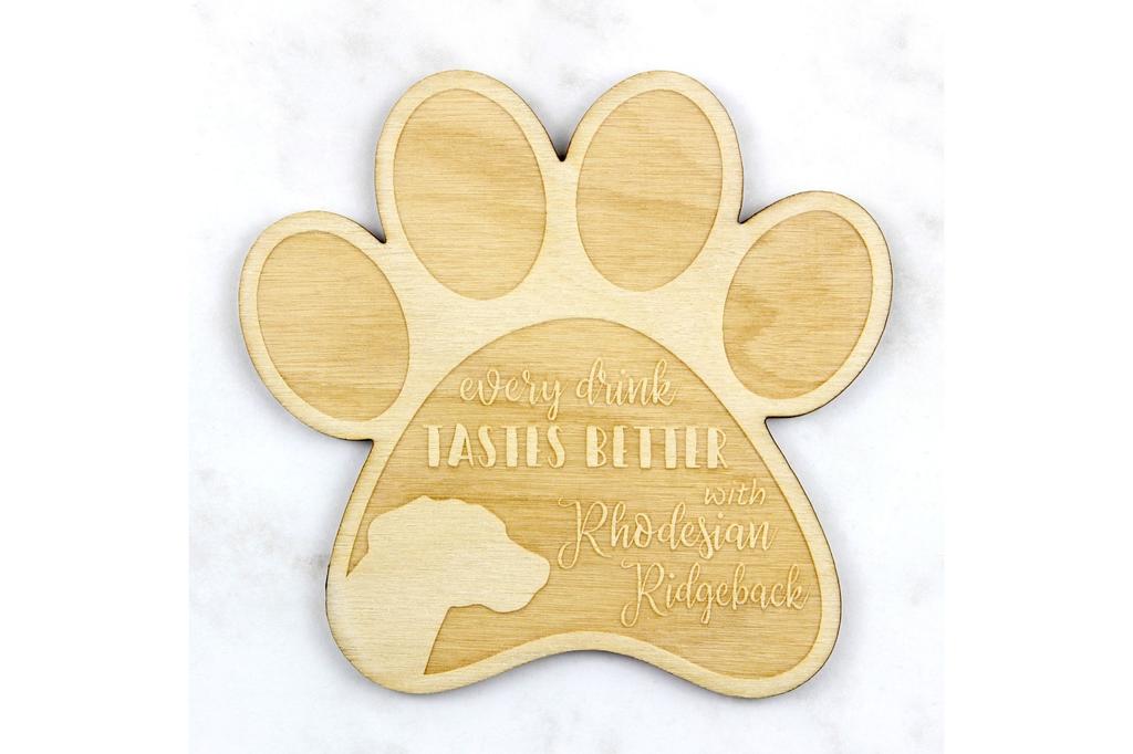 Родезийский риджбек, африканская львиная борзая, африканская львиная собака - Подставка под кружку, гравированная подставка с собакой, подарок для любителя собак от бренда Art-Dog