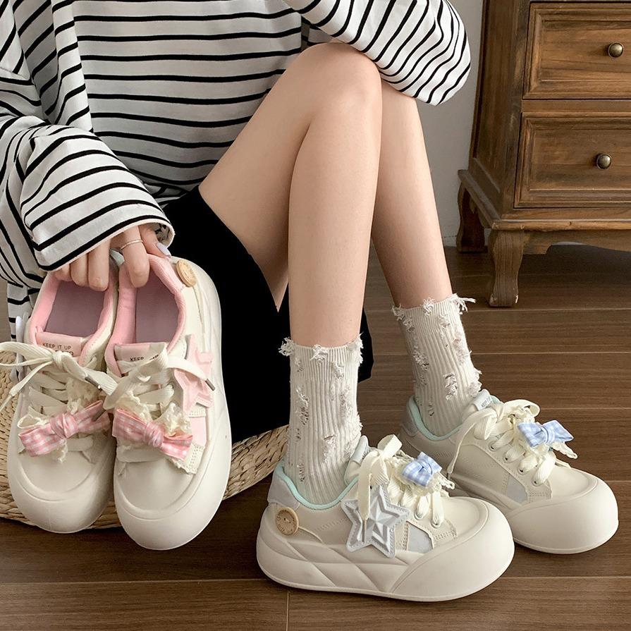 Модные белые туфли для пригородных поездок на высокой платформе с круглым носком, женские, 2025 года, новые популярные универсальные туфли для спорта и отдыха