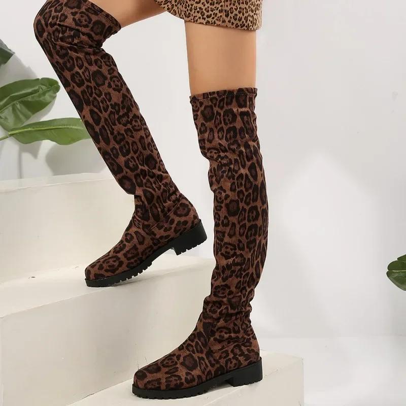 Женская обувь 2025 больших размеров ботфорты женские сапоги высокого качества современные сапоги женские с круглым носком на среднем каблуке слипоны женские