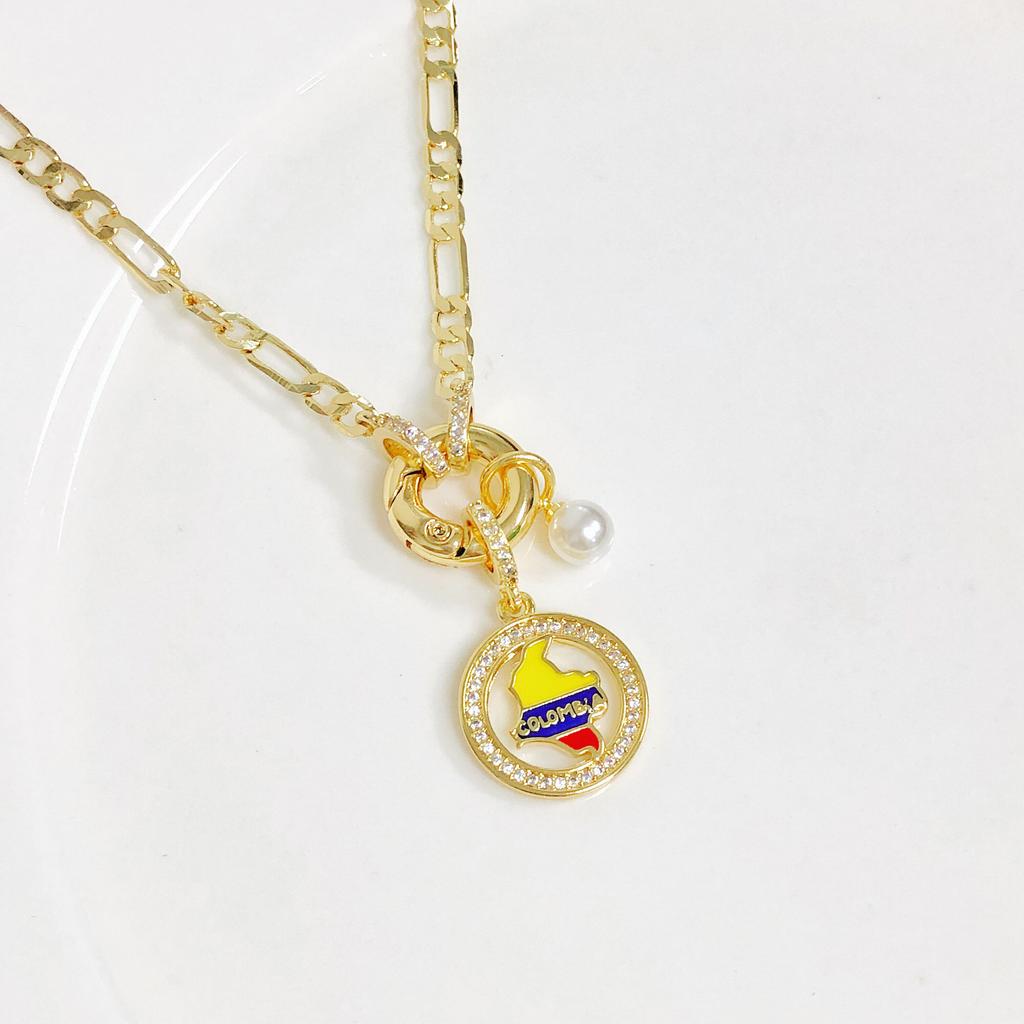 Gold-Plated Venezuela Dominican Mexico Map Flag Pendant Zircon Necklace For Men Women Casual Vacation Neck Jewelry Fine Gift
