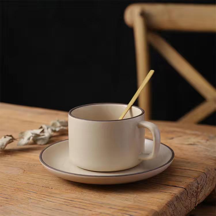 Модная простая кофейная чашка в скандинавском стиле, набор из двух предметов, керамическая чашка, чашка для воды, цветочная чашка для чая, чашка для молока