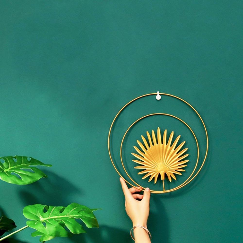 Gold Leaf Wall Ornament 11.02in Round Leaf Decoration Modern Wall Hanging Decor Bedrooms