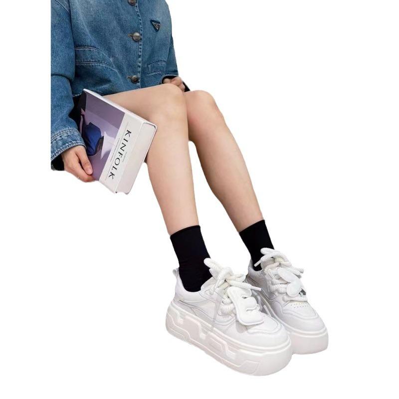 Fashion 2024 Spring Autumn New Campus Style Women's Pine Cake Thick Bottom Height Increasing Versatile Student Casual Sports Board Shoes