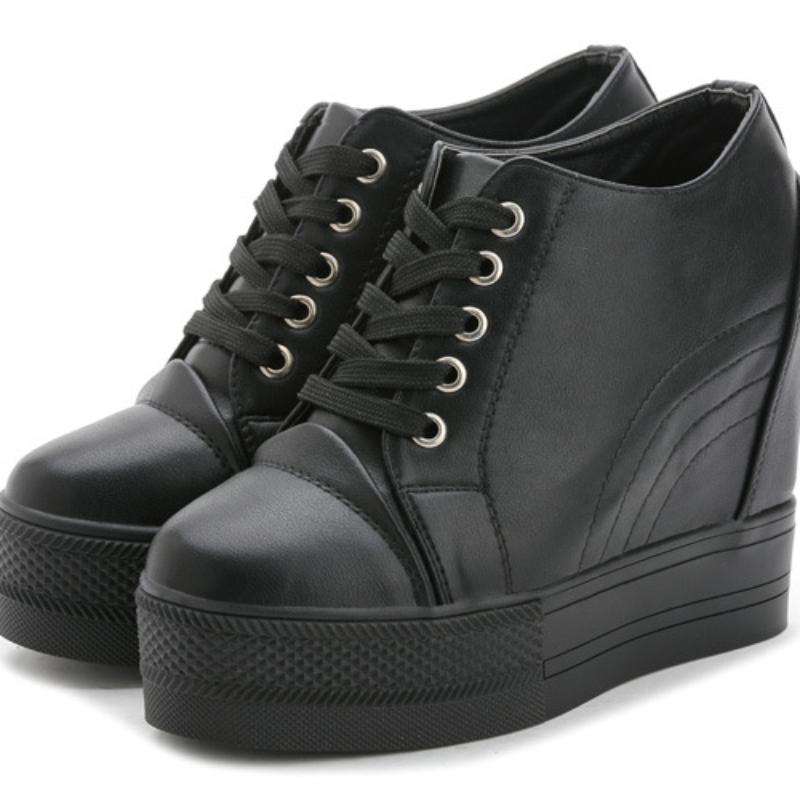 Модные женские кроссовки сетчатые на платформе танкетке удобные женские вулканизированные туфли на шнуровке женская обувь 2025 лето новинка Tenis De Mujer