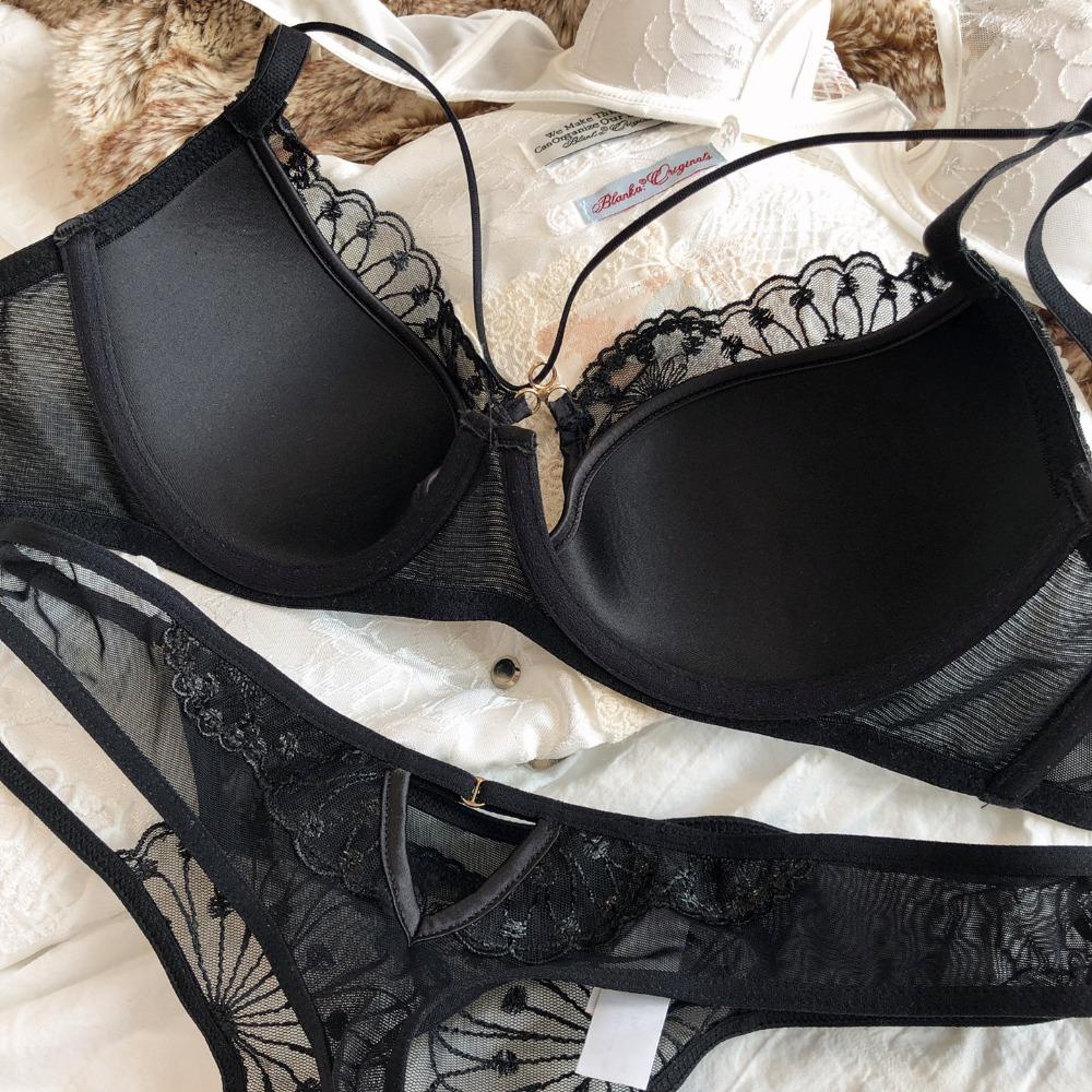 Сексуальный полый крестообразный бюстгальтер-слинг, французское кружево, вышивка цветами, женский комплект нижнего белья, удобный тонкий пуш-ап, романтическое нижнее белье