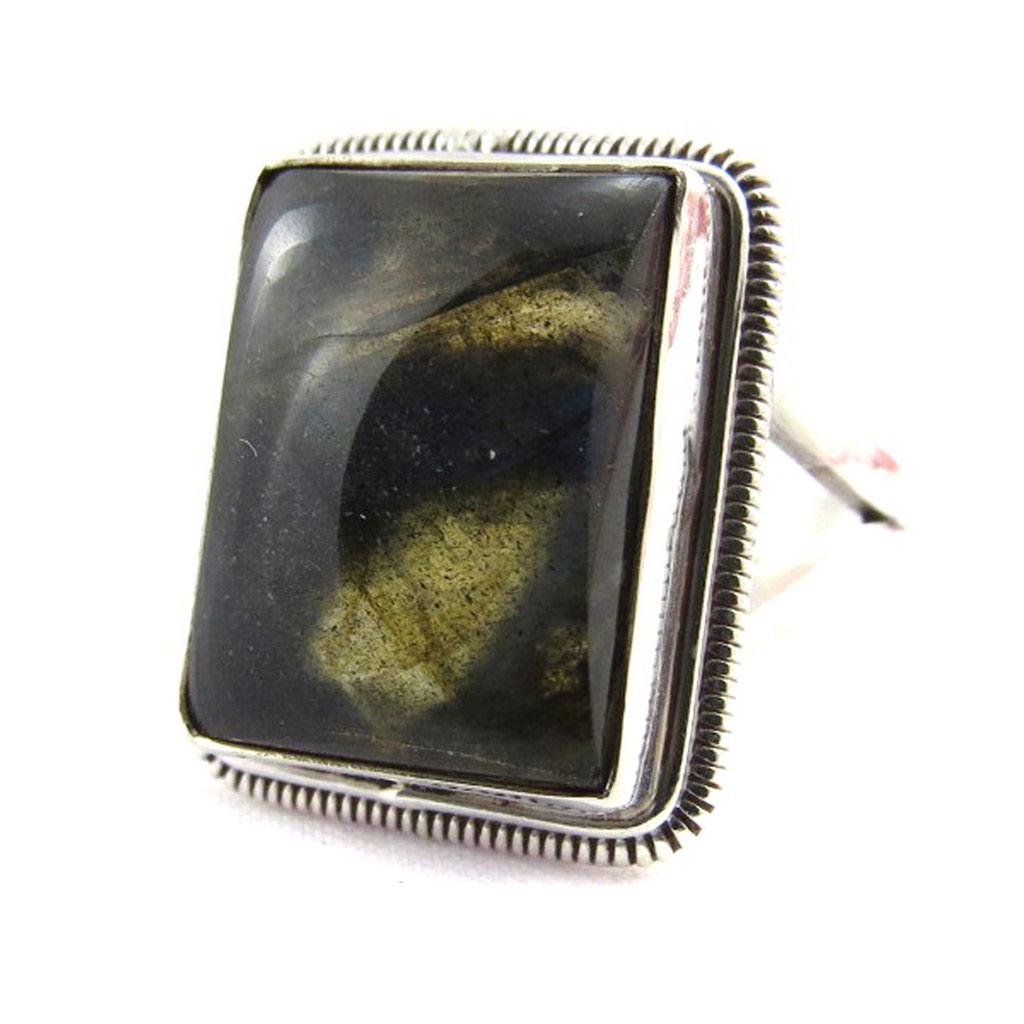 Серебряное кольцо с лабрадоритом 'Heaven'