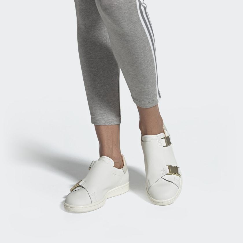 adidas Женские Stan Smith с пряжкой цвет Off White EE4889
