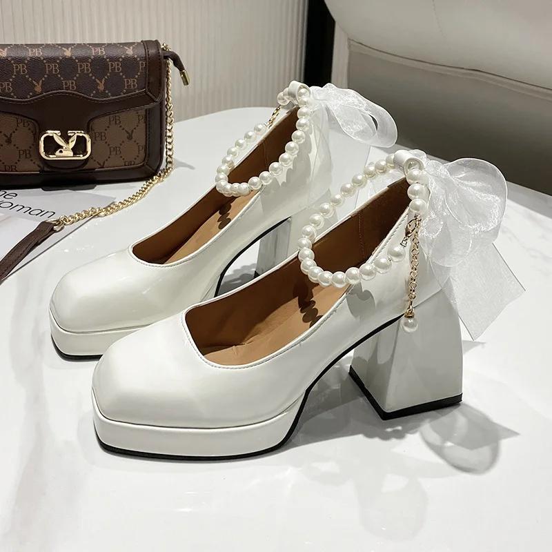 Модные туфли на высоком каблуке для женщин 2024 года, новые элегантные дизайнерские туфли Мэри Джейн, женская обувь с кружевным бантом и жемчугом для свадебной вечеринки, туфли для платья с квадратным корнем