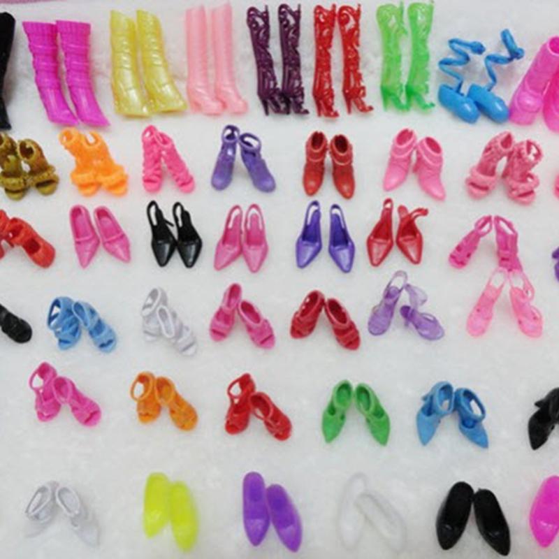 Обувь для куклы Барби. 60 пар