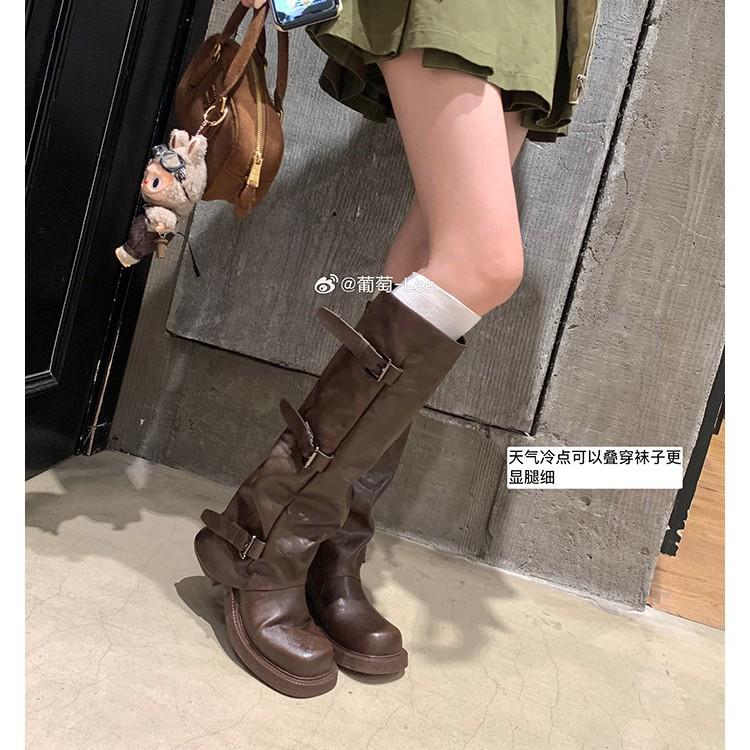 Grape Mother Same Fashionable Belt Buckle Square Round Head Pleated Medium Tube Knight Boots Women's Retro Old Heightening Pile Boots