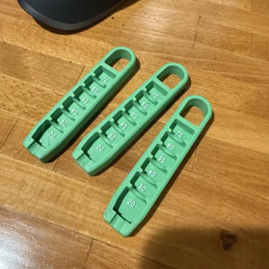 2 шт. Инструмент для измерения высоты мишени для гольфа со шкалой Компактный дизайн Портативный точный инструмент для измерения высоты мишени для гольфа Простой в использовании аксессуар для тренировок по гольфу