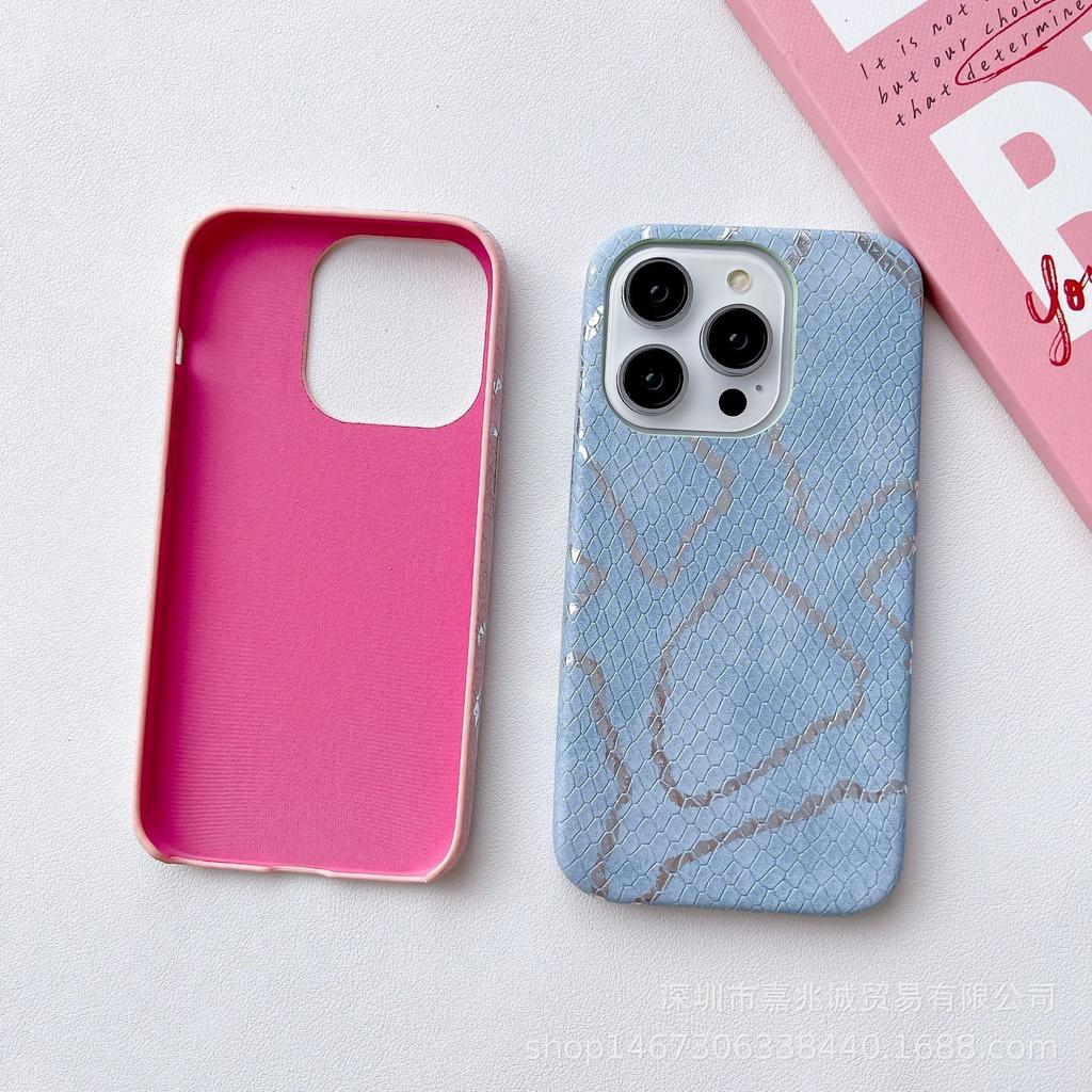 Apple 15 Leather Gold Python Pattern Mobile Phone Case - Business Style for Promax Models 14, 13, 12, 11