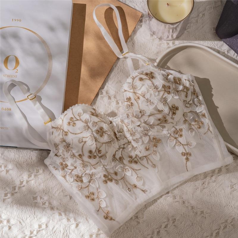 New Embroidery Lace Flowers French Underwear Sexy Body Shaping Push Up Bra Set Romantic White Lingerie Bras and Panties Set