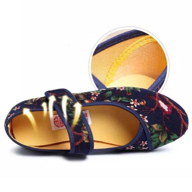 Женская удобная тканевая обувь на весну и лето, рабочая обувь большого размера на мягкой подошве с вышивкой, универсальные повседневные одинарные туфли