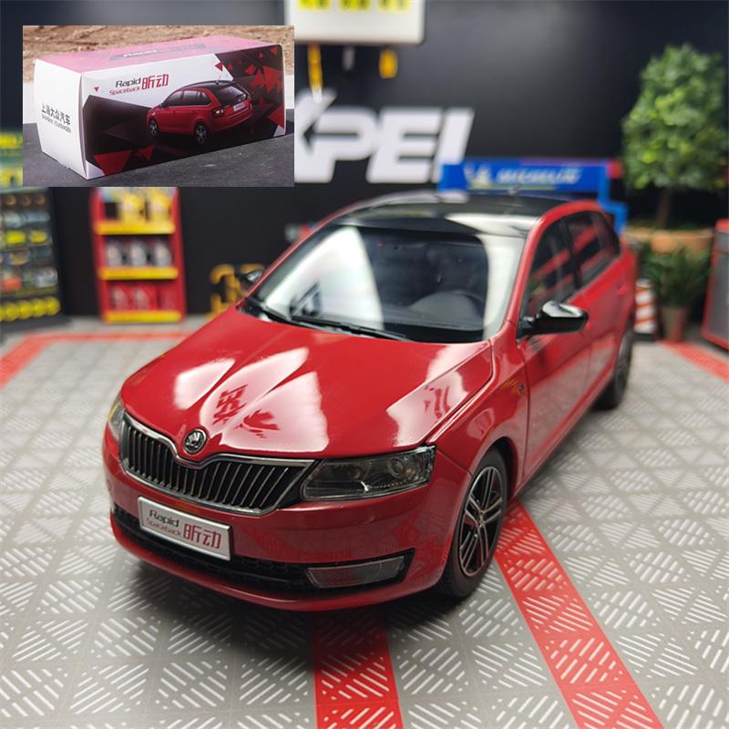 1:18 SKODA Rapid Spaceback Литой Универсал Модель Автомобиля Литьевой Металл Транспортные Средства Модель Автомобиля Симуляция Коллекция Детская Игрушка Подарок