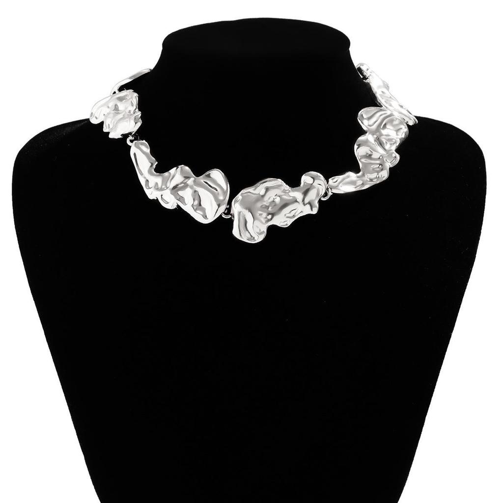 European-American Irregular Collar Metal Choker Necklace