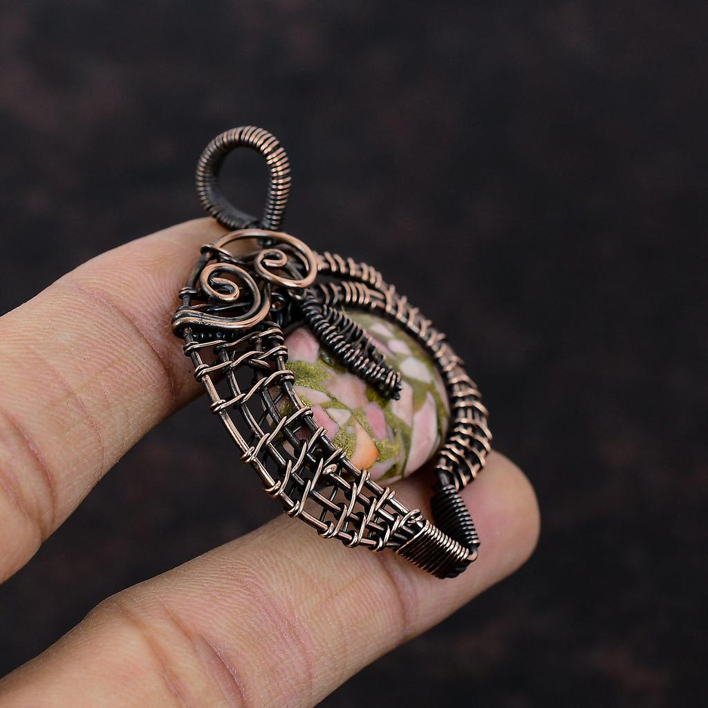 Медный розовый опаловый кулон, обернутый медной проволокой, ювелирное изделие, уникальный стиль, кулон, ювелирное изделие из драгоценных камней ручной работы, кулон, обернутый медной проволокой, подарок для матери