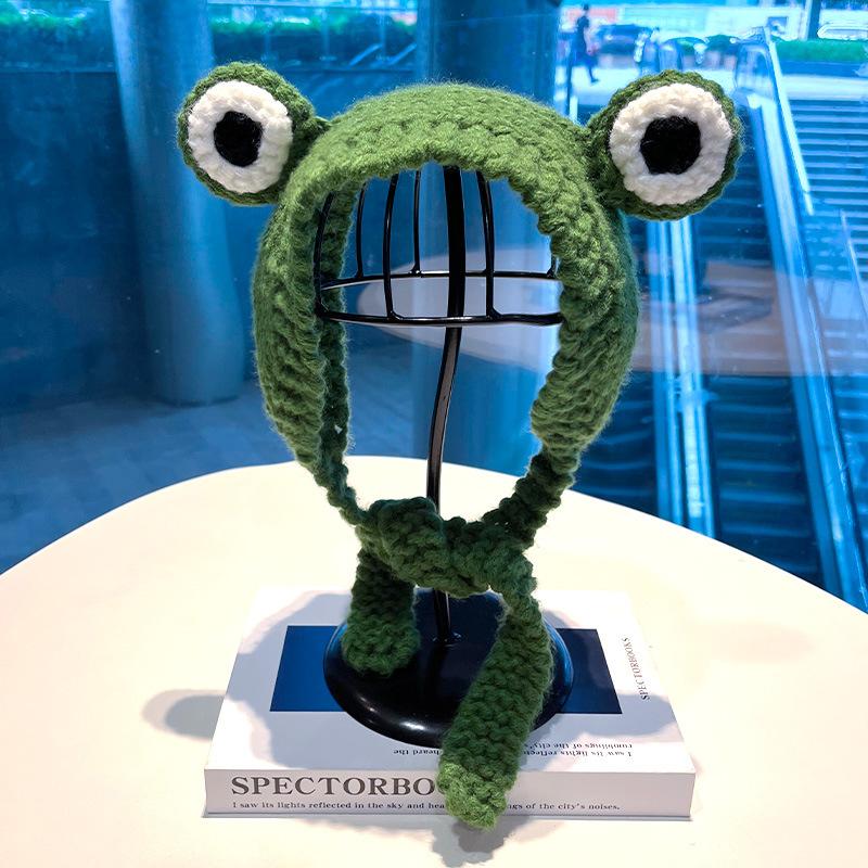 Autumn and winter new ruffian funny big-eyed Shrek knitted wool hat cute warm cartoon cute hat