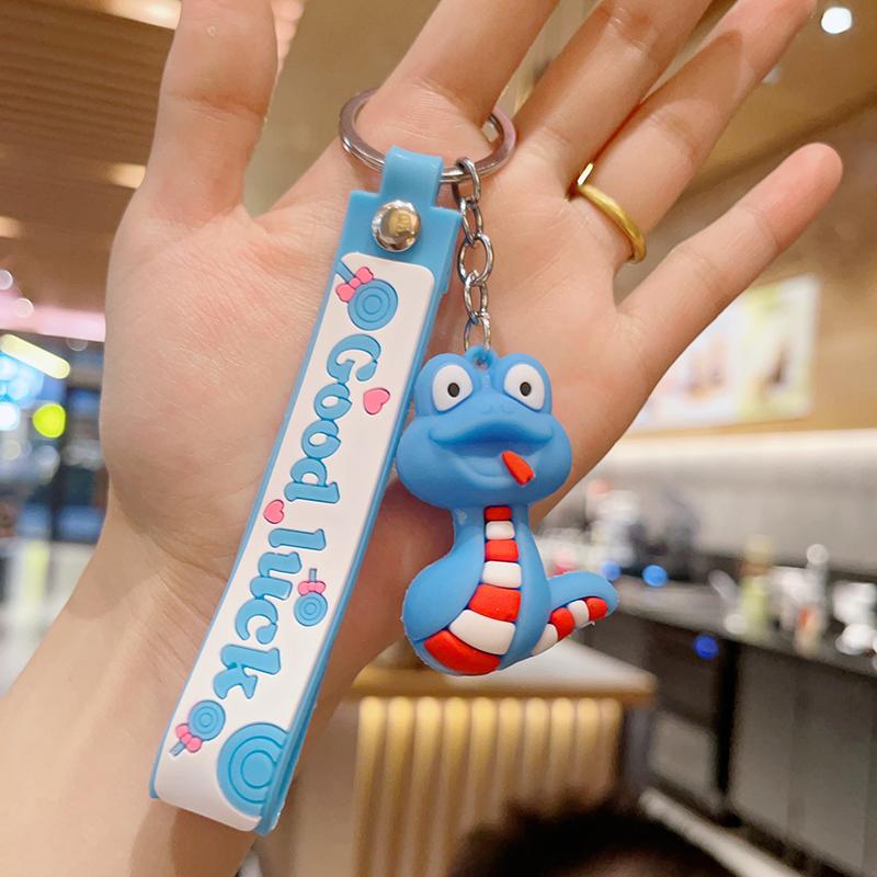 Креативный брелок-подвеска в виде змеи, милый мультяшный кулон в виде змеи со знаком зодиака, рюкзак, подвесное украшение, аксессуары, небольшие подарки